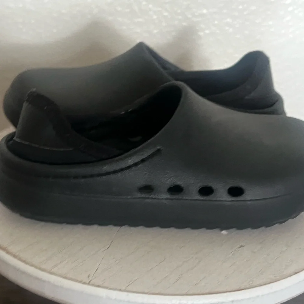 Cat & Jack Boy Girls Black‎ Rowan Pullon Watershoes sz 10